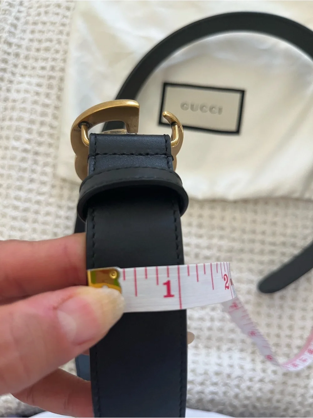 Gucci Black Leather Belt with Gold Double G Buckle - Distressed Brass size 80